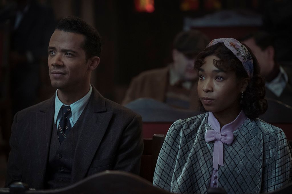 Louis de Pointe du Lac (JACOB ANDERSON), Claudia (DELAINEY HAYLES)