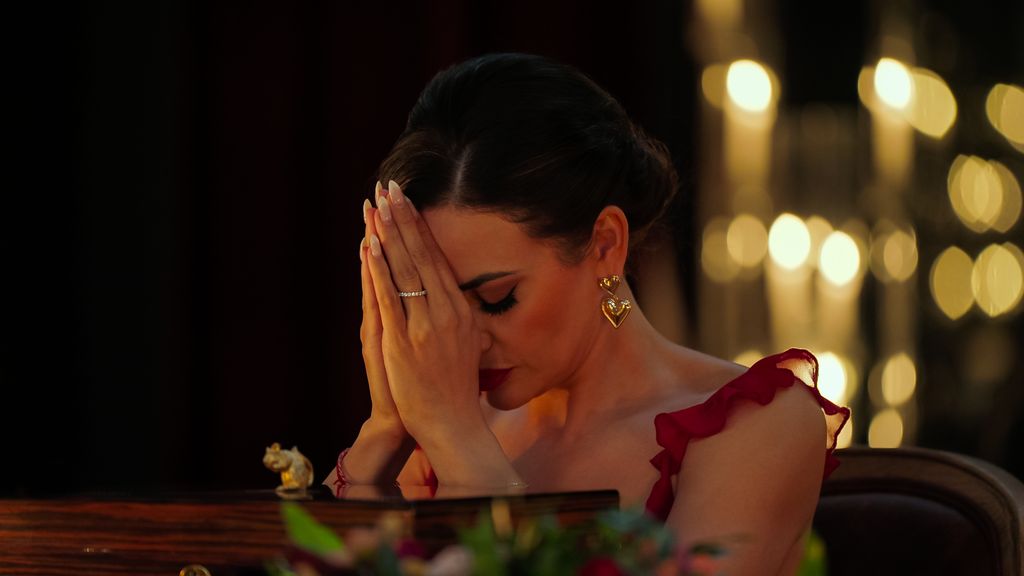 Samantha Hubbard in episode 103 of Million Dollar Secret