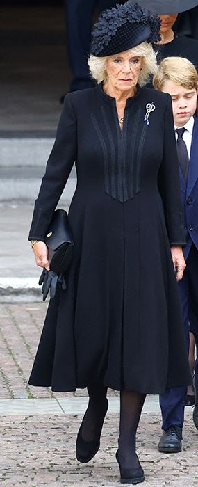 Queen Camilla & Sophie Wessex's matching handbags at Queen's funeral ...