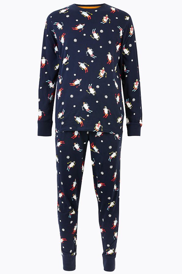 Holly Willoughby and her kids' £10 Marks & Spencer Christmas pyjamas ...