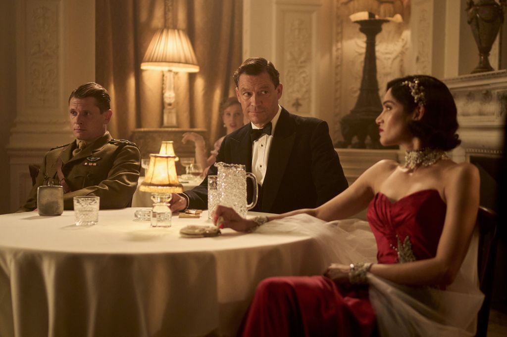 Paddy Mayne (JACK O'CONNELL);Dudley Clarke (DOMINIC WEST);Eve (SOFIA BOUTELLA) in SAS Rogue Heroes