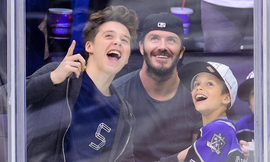 NHL Fever: Justin Bieber, Britney Spears and more stars who've been spotted  cheering on their favourite teams