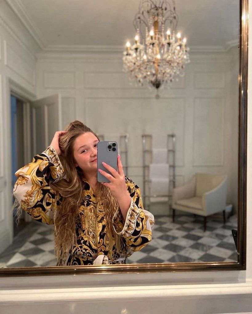 Victoria shared a picture of daughter Harper in their luxurious bathroom