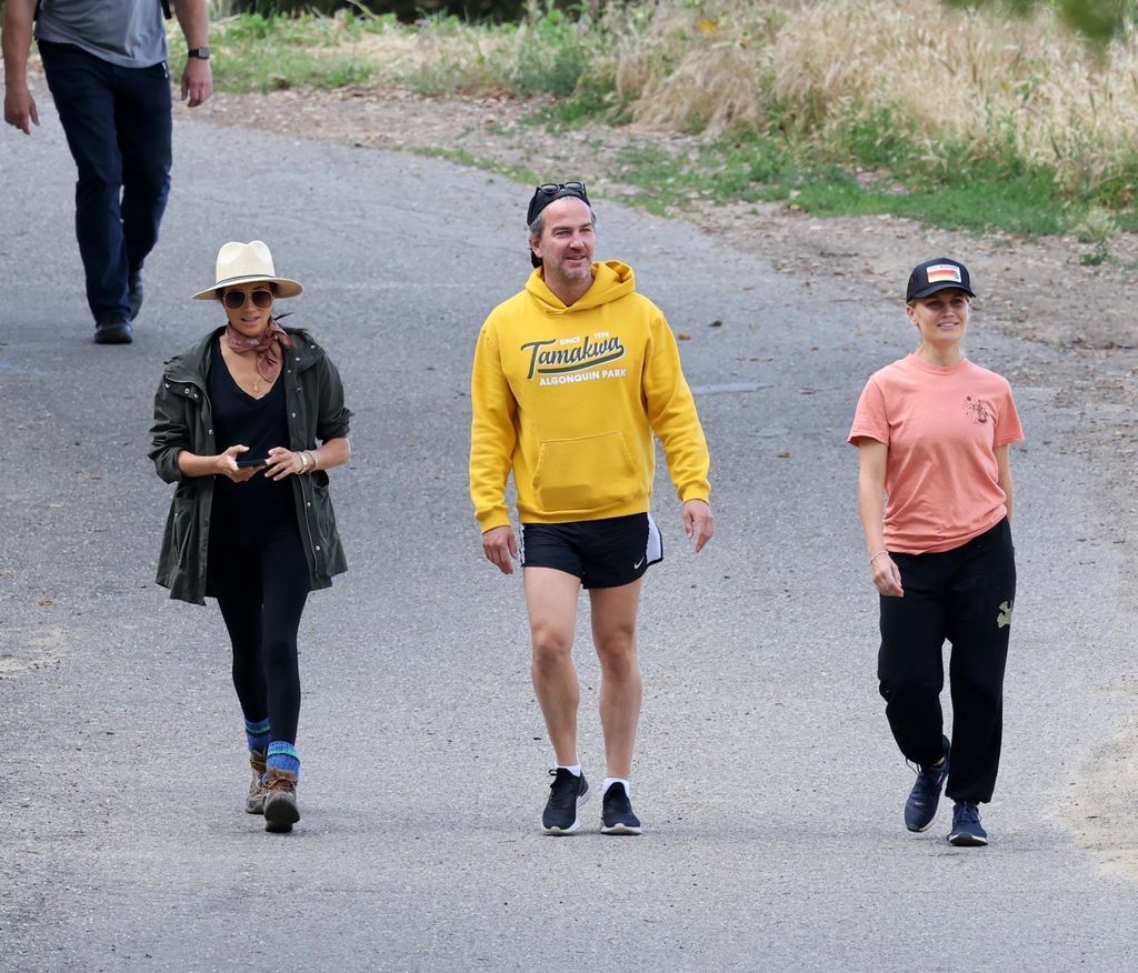 meghan markle hiking with friends Markus Anderson and Heather Dorak