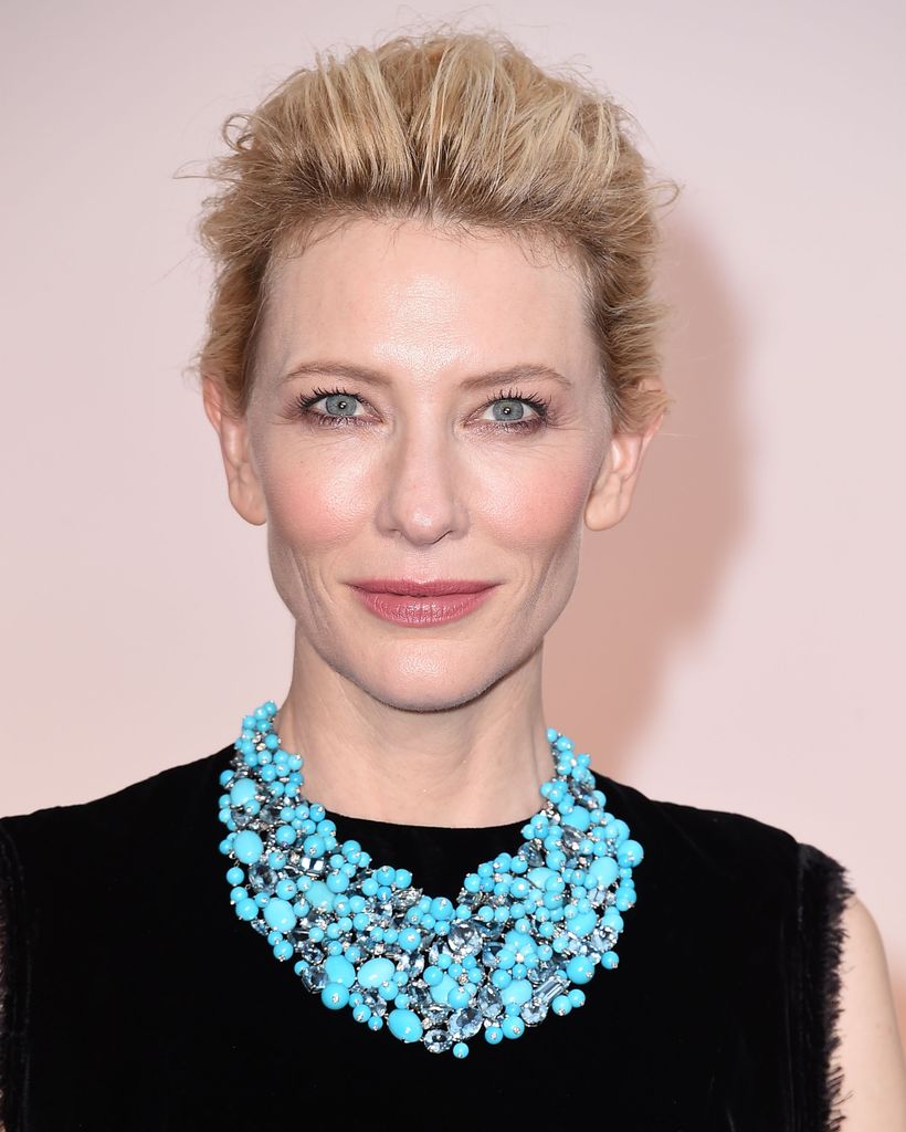 Cate Blanchett arrives at the 87th Annual Academy Awards at Hollywood & Highland Center on February 22, 2015 in Hollywood, California