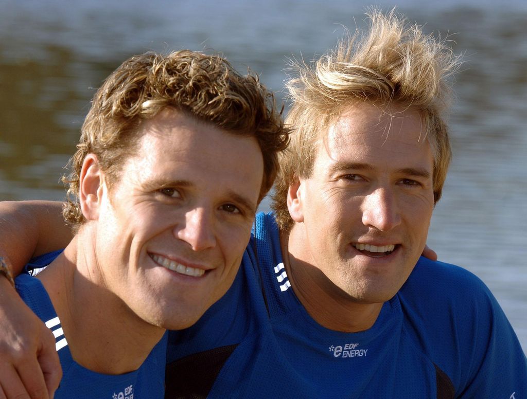 Ben Fogle and James Cracknell in rowing boat in the serpentine