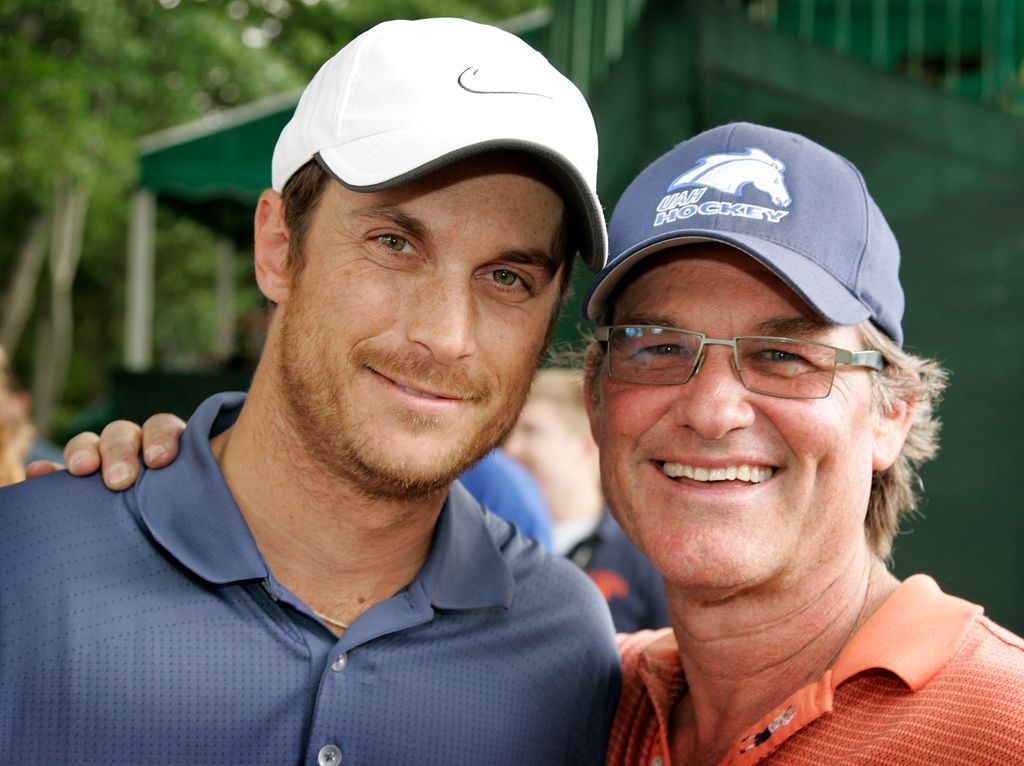 Oliver Hudson (L) and Kurt Russell 