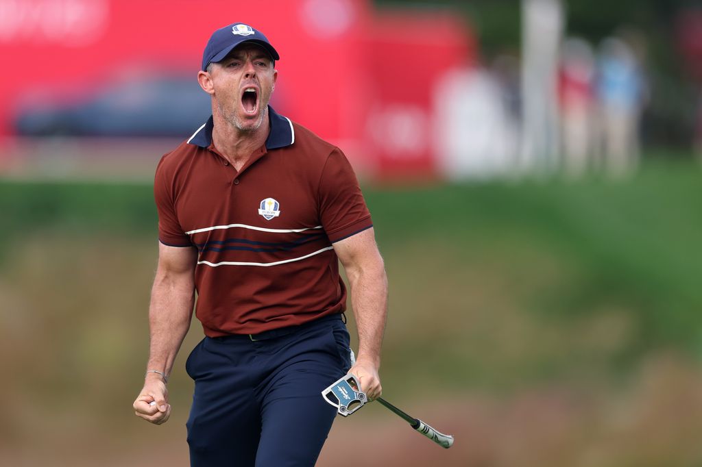 Rory McIlroy of Team Europe reacts on the 14th green during the Saturday afternoon four-balls matches of the 2025 Ryder Cup at Black Course at Bethpage State Park Golf Course on September 27, 2025 in Farmingdale, New York