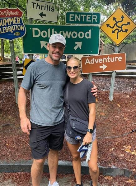 carrie underwood husband mike fisher dollywood sons