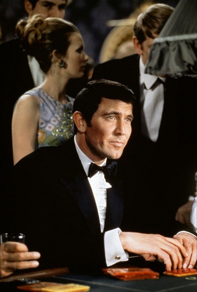 Le nom de Lazenby ... George Lazenby