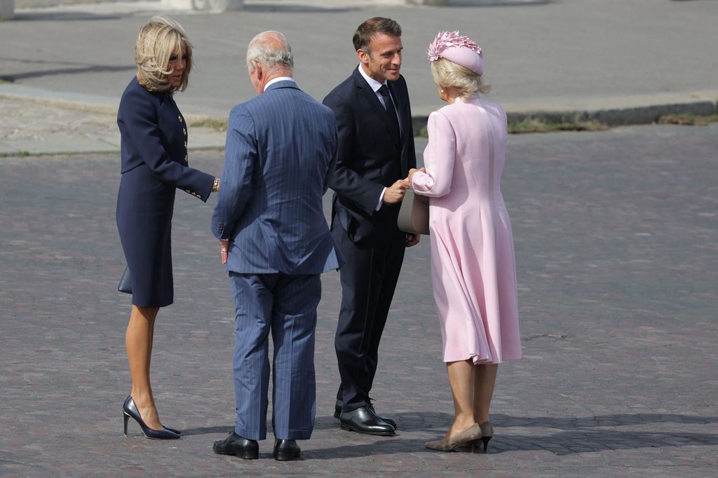 Charles and Camilla greeted by Emmanuel Macon and Brigitte