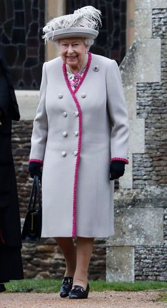the queen at christmas church