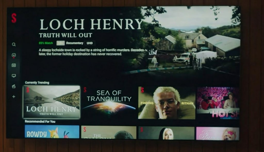 The Streamberry options in Black Mirror in Sea of Tranquility and Hot Shot