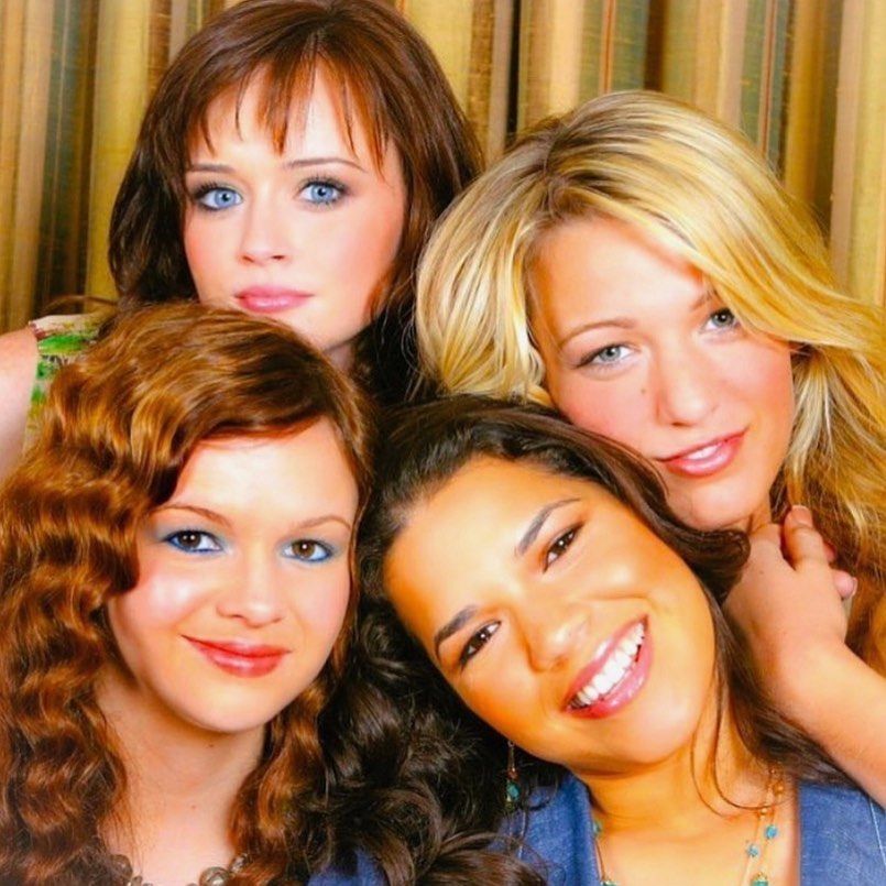 Blake Lively, Alexis Bledel, Amber Tamblyn and America Ferrara in a promo shot for Sisterhood of the Traveling Pants