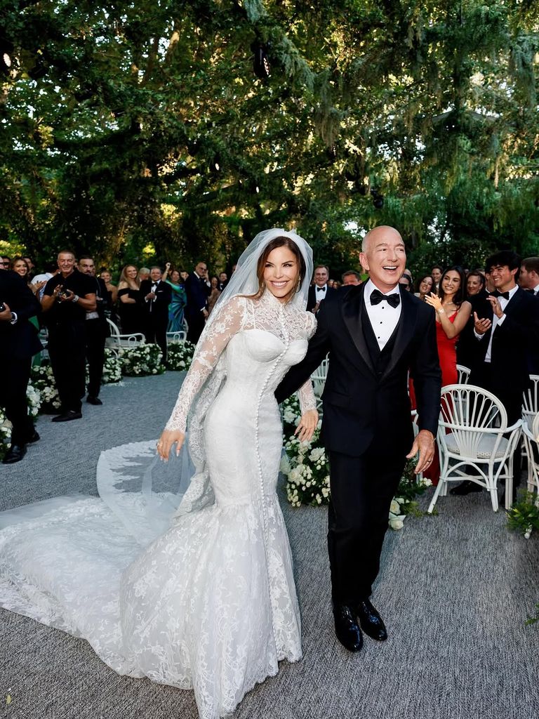 Jeff Bezos et Lauren Sanchez lors de leur mariage le 27 juin 2025