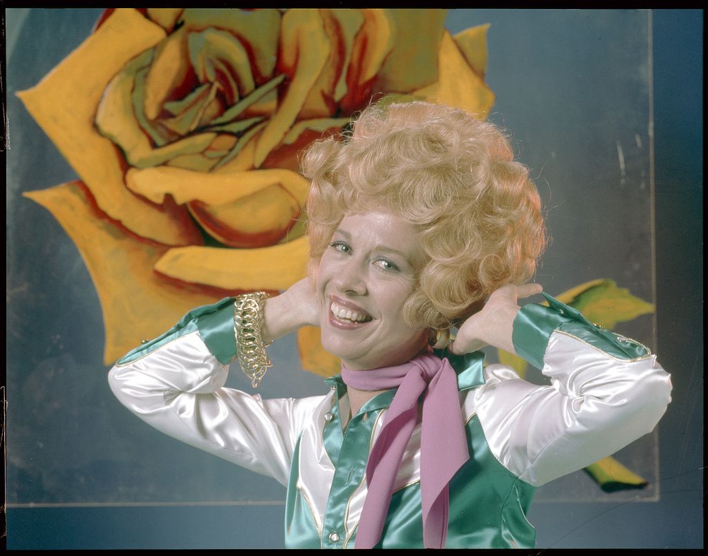 polly holliday flo