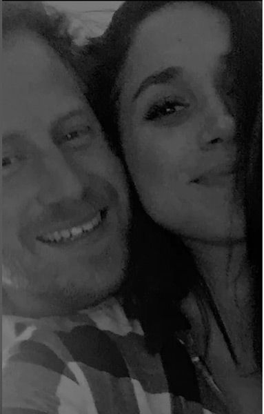 harry and meghan close up selfie