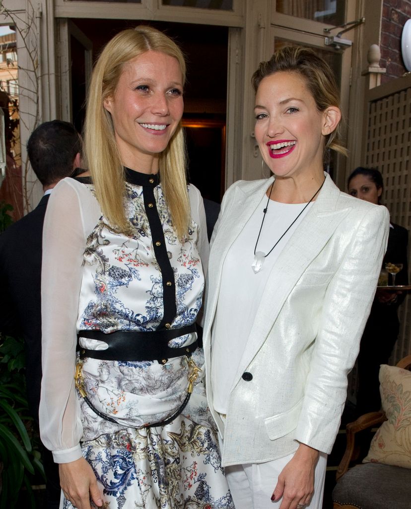 Kate Hudson et Gwyneth Paltrow ressemblent à des jumelles lors d'un événement glamour sur le tapis rouge 4 Le couple est ami depuis de nombreuses années