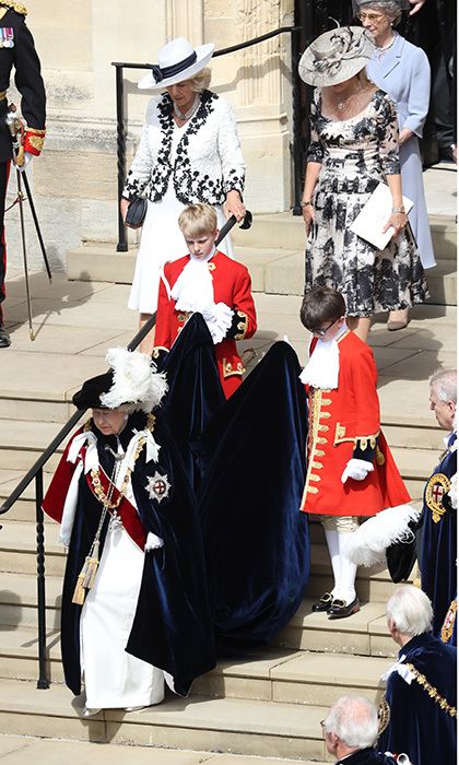 the queen order of the garter