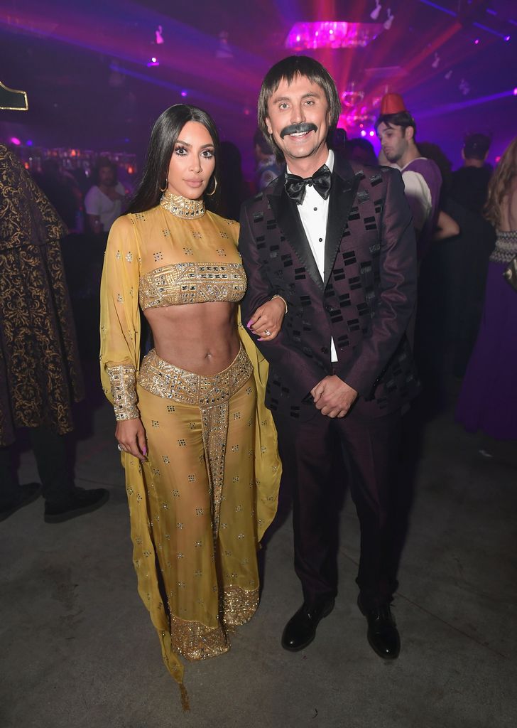 Kim Kardashian and Jonathan Cheban dressed as Sonny and Cher 