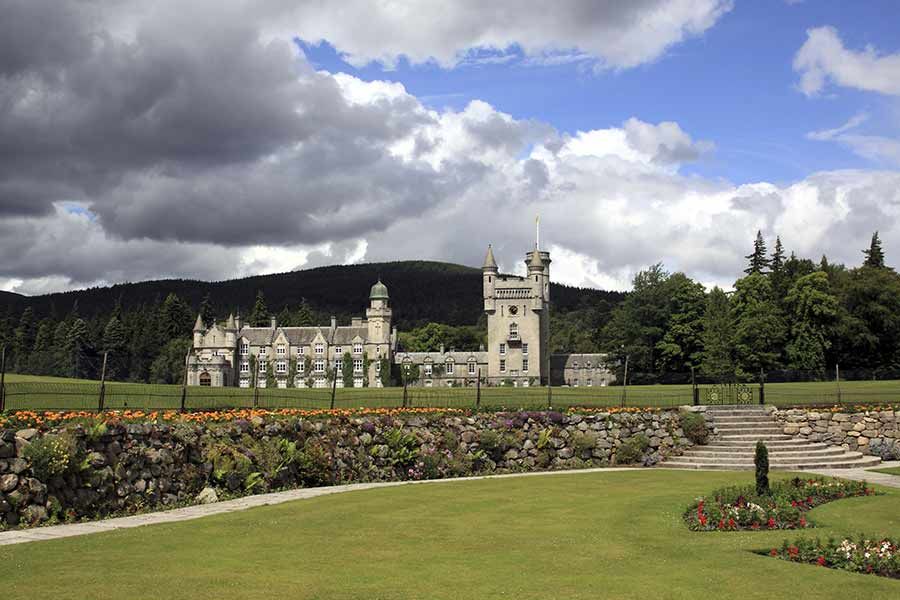 balmoral castle gardens