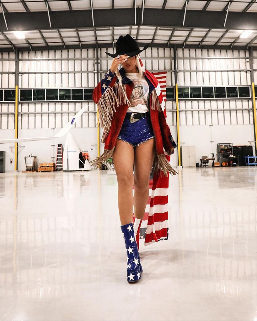 beyonce wearing american flag inspired outfit