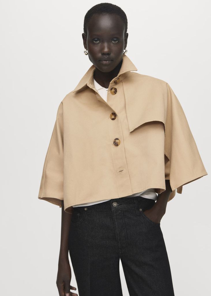 Cape-style cropped trench coat
mango