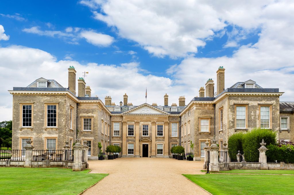 Althorp estate from the front on a sunny day 