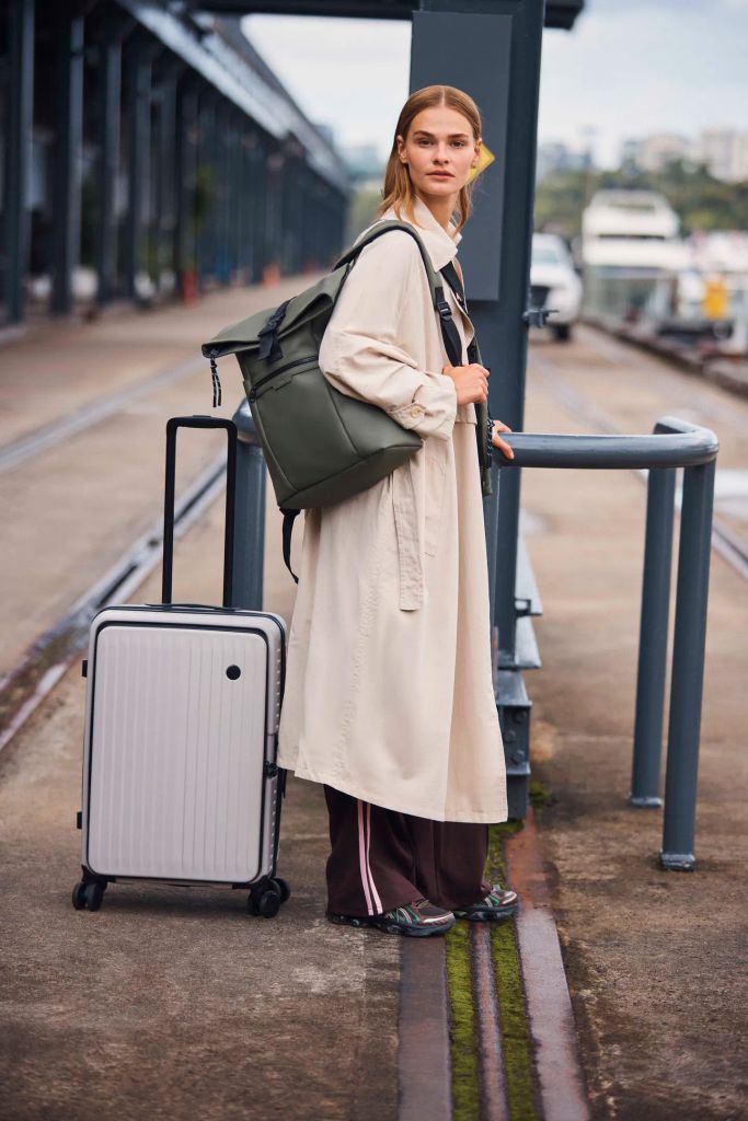 nere travel suitcase