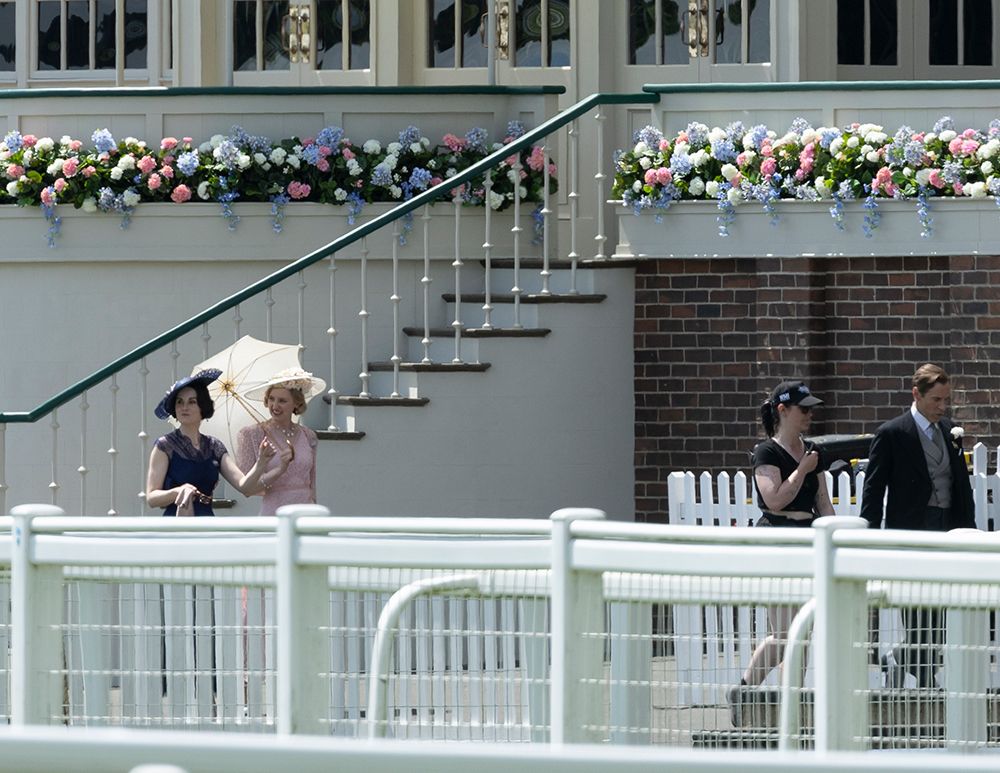 Michelle Dockery and Laura Carmichael on the set of Downton Abbey 3