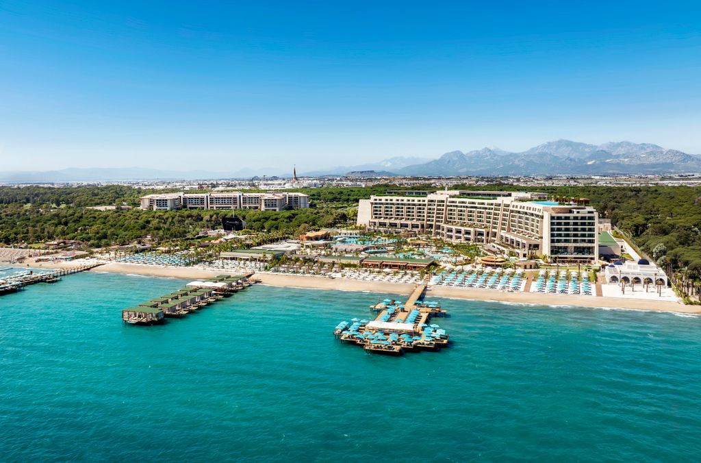 Regnum The Crown arial shot