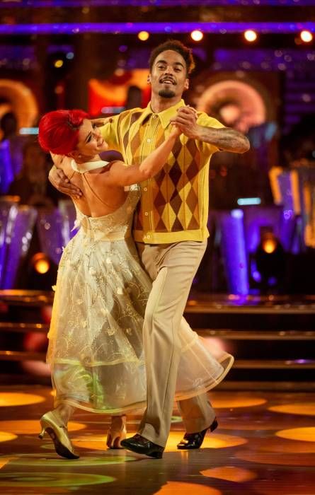 strictly dianne buswell dev