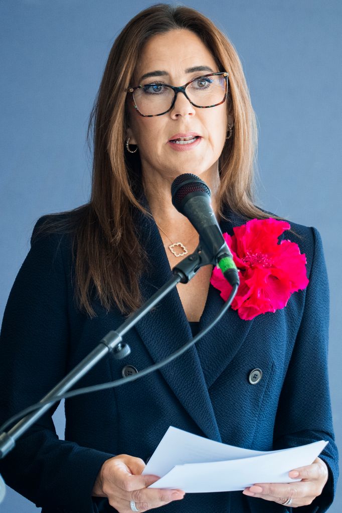 Queen Mary visits the National Grief Center