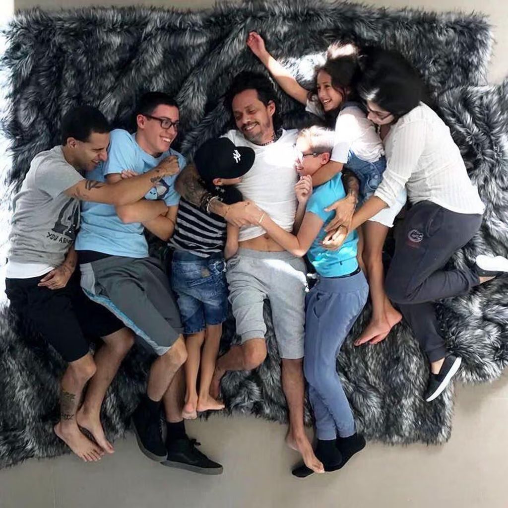 Marc Anthony with his six eldest children