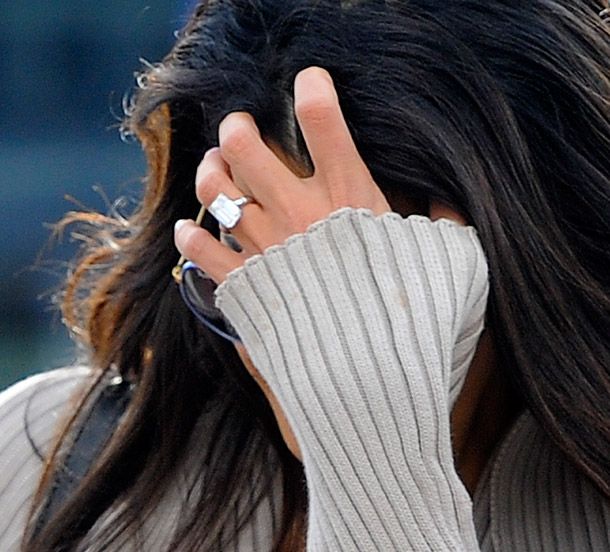 Amal alamuddin engagement ring