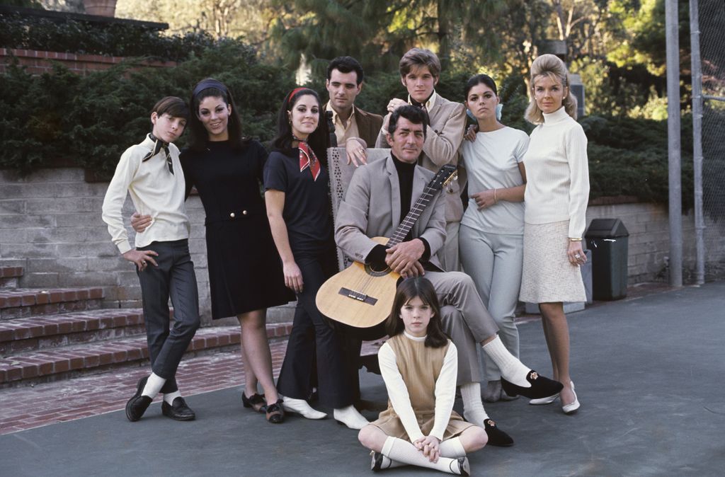 Dean Martin with his wife Jeanne and children Gail, Craig, Claudia, Deana, Gina, Ricci and Dean Paul