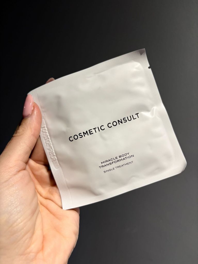 The brand has launched a new treatment for the body, and so far I'm loving it. it's so easy to apply - you sweep it over your body and it takes less than a minute