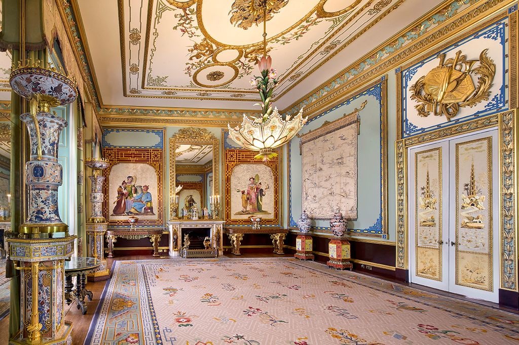 Centre Room in Buckingham Palace