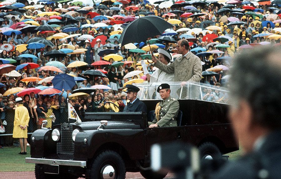 prince philip land rover umbrella scene