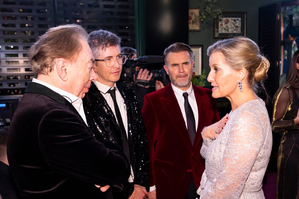 Andrew Lloyd Webber talking to Sophie, Gareth Malone and Gary Barlow,