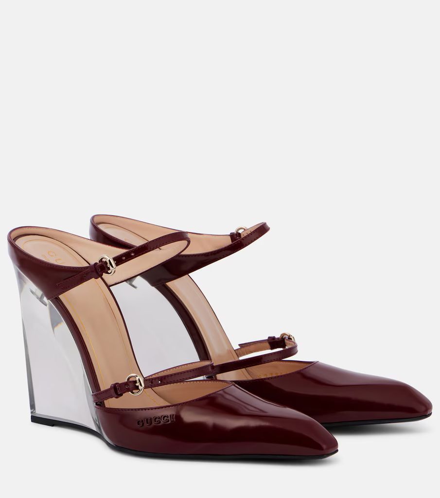 Logo leather wedges by gucci