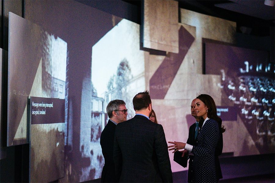 kate middleton at d day exhibition