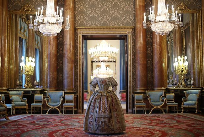 Queen Victoria ballgown exhibition