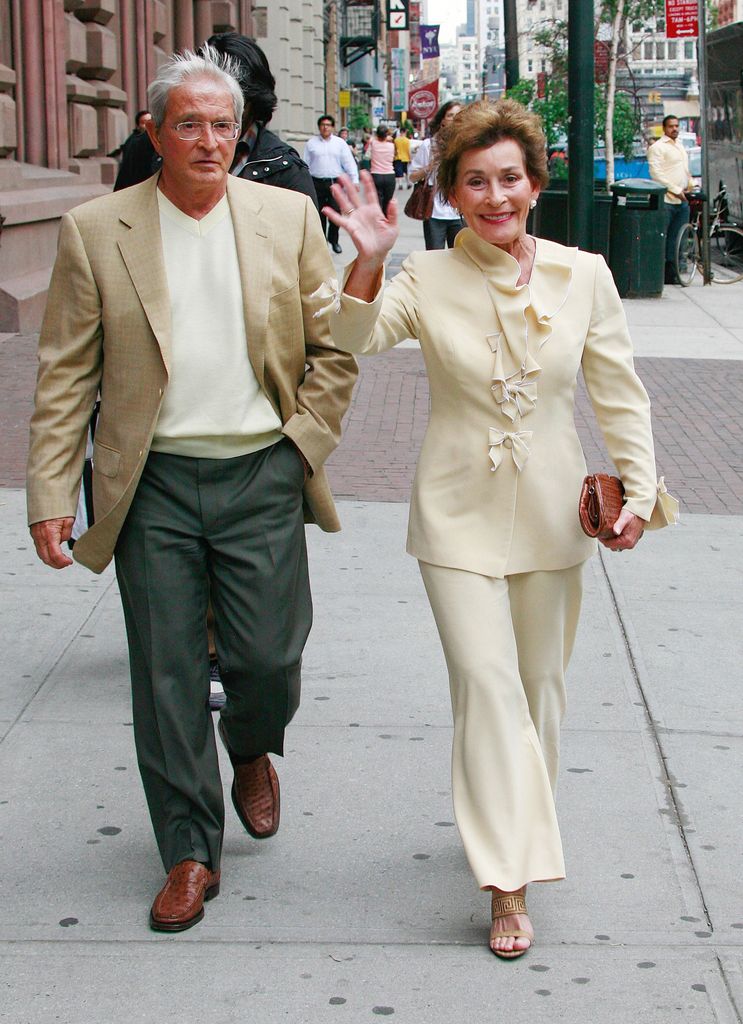 judge judy walking with husband 