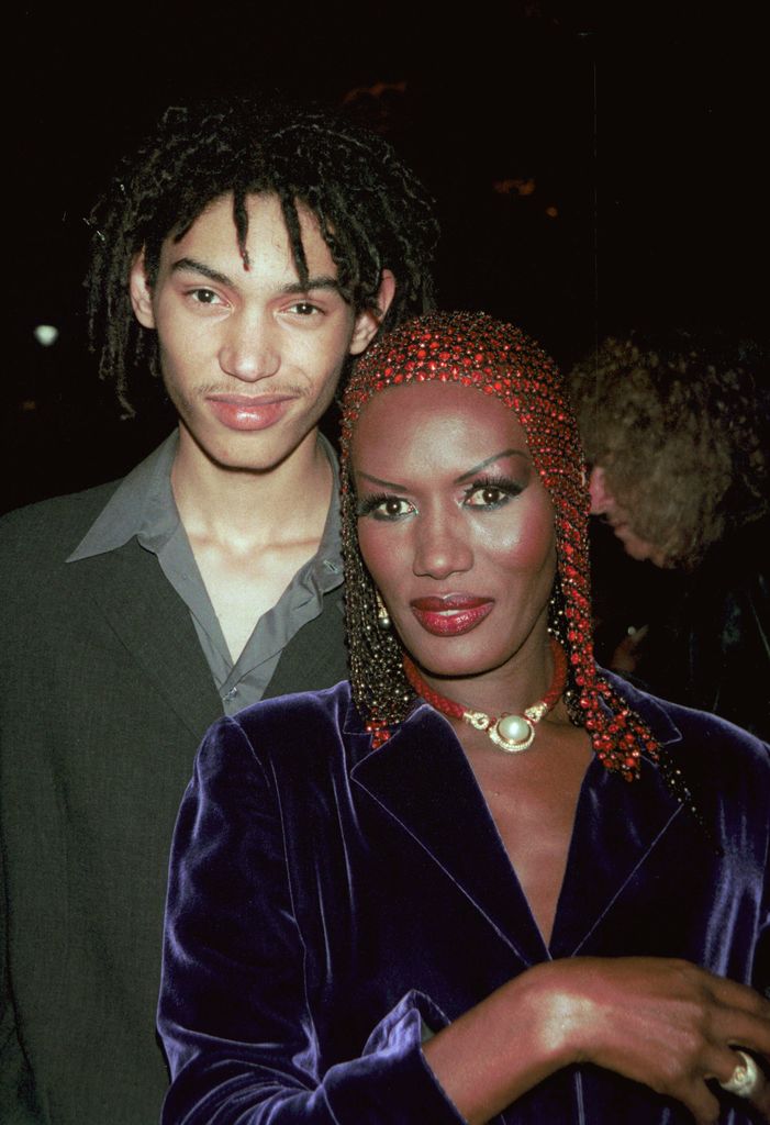 Paulo throwback photo with his mom with bold look