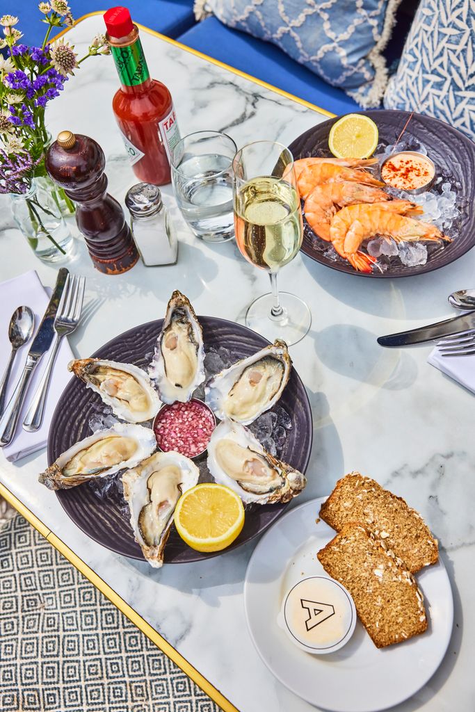 Seafood at the Abingdon