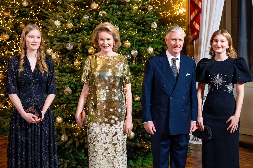 Princess Eleanore standing with Queen Mathilde, King Philippe and Princess Elisabeth