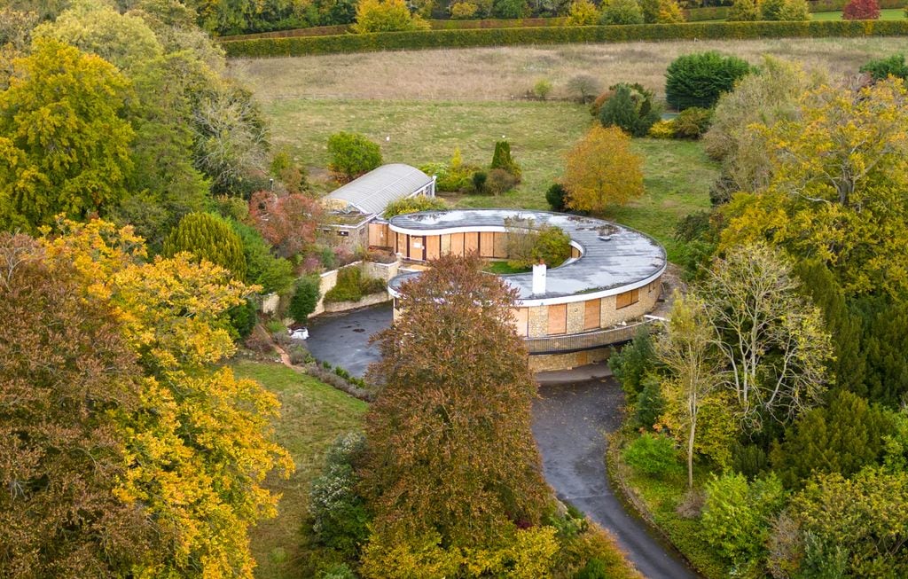 James Corden's Henley mansion - aerial view of Templecombe Park 