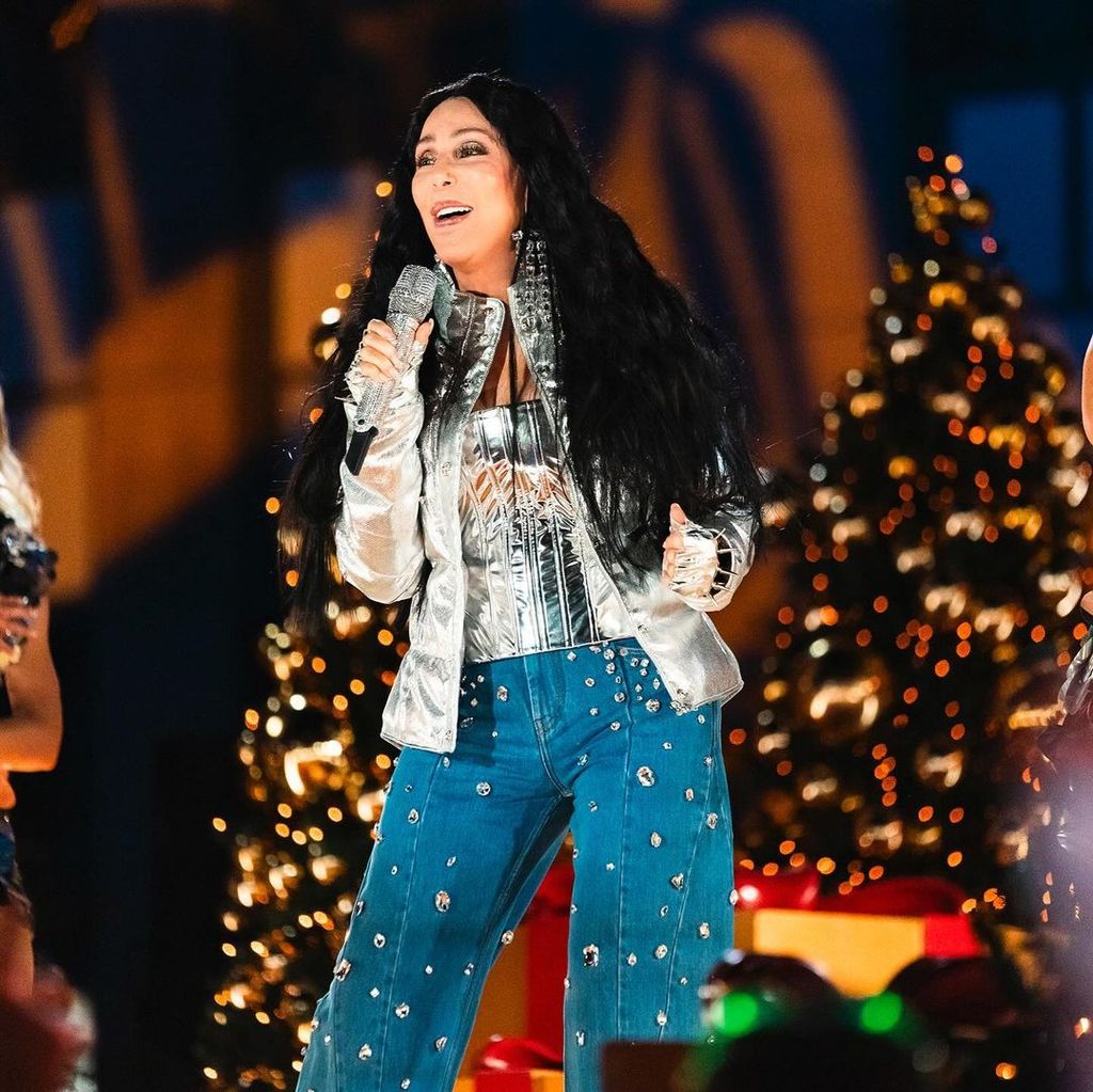 Cher dazzled the crowds