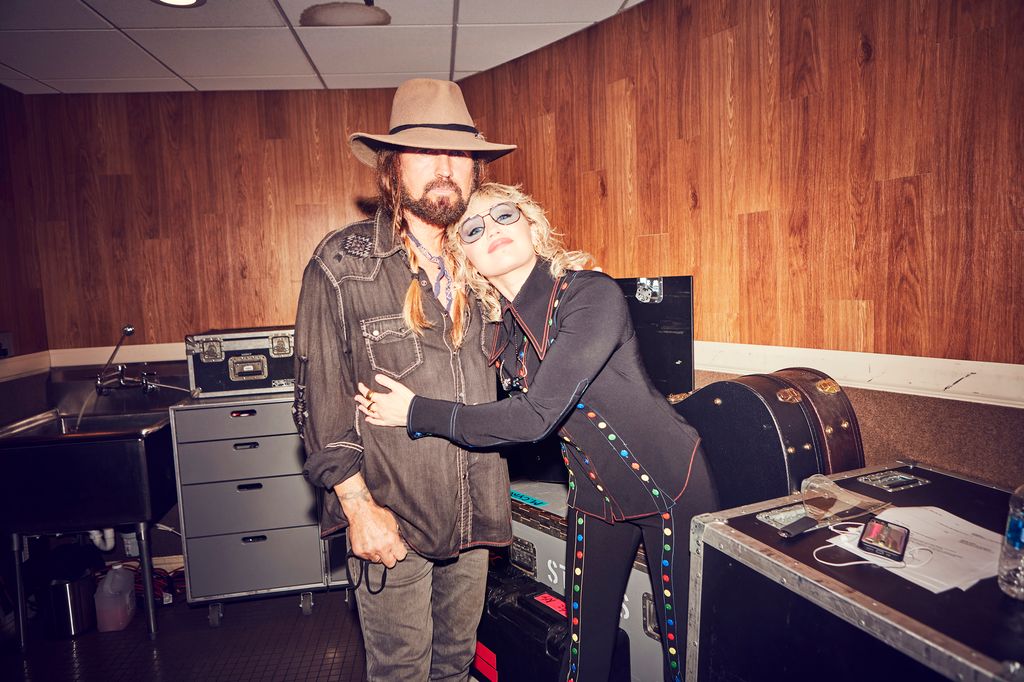 MILEY CYRUS PRESENTS STAND BY YOU -- Pictured: (l-r) Billy Ray Cyrus, Miley Cyrus -- (Photo by: Vijat Mohindra/Peacock/NBCU Photo Bank via Getty Images)